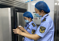 凸起节日热销食物、处所特色食物和米面油、肉